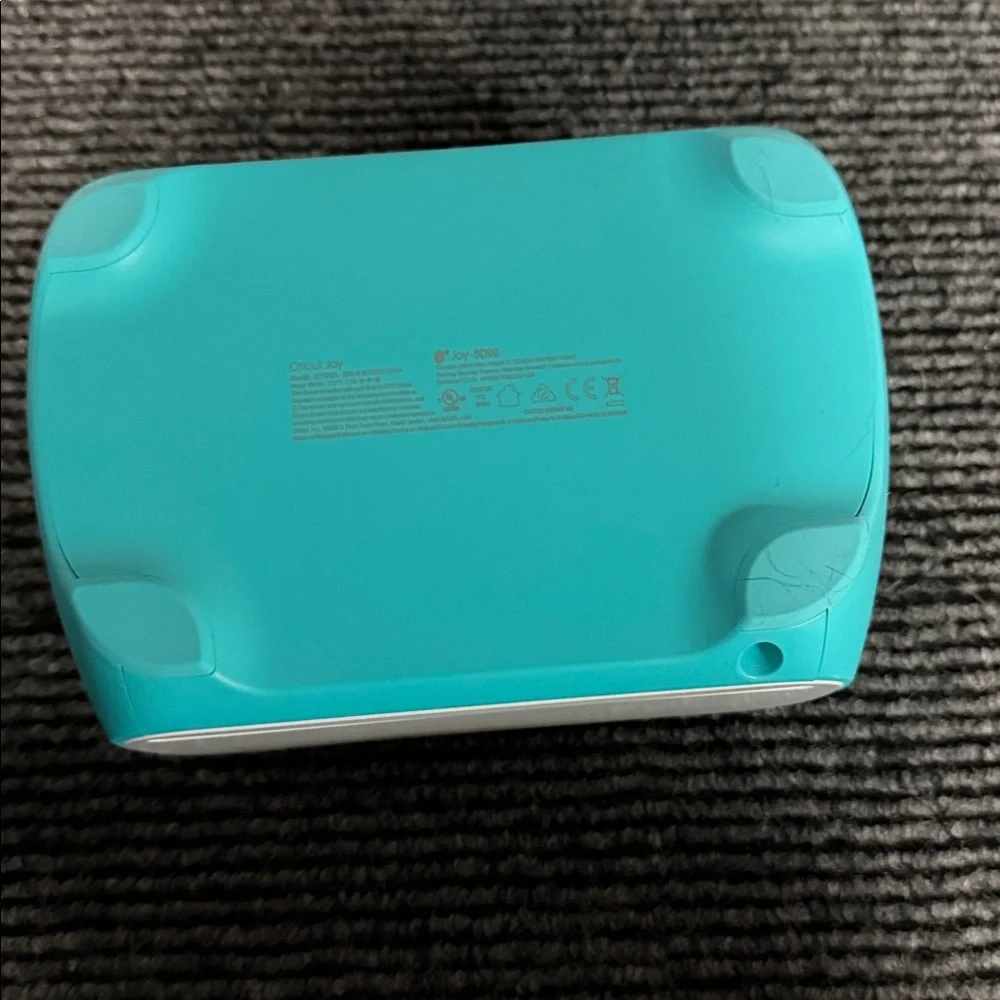 Cricut Joy machine with carry case and bundle of accessories. - Picture 15 of 17